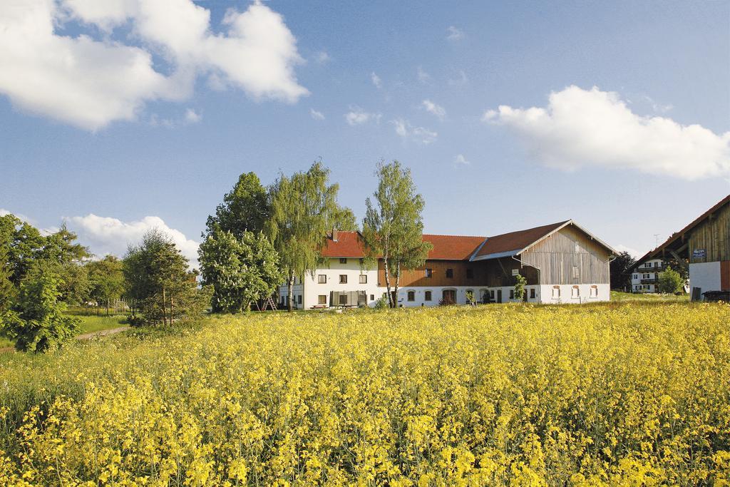 Pension Bernhardhof Otterfing Eksteriør billede